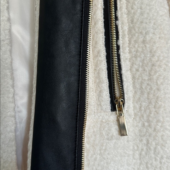 Vince Camuto Women's Ivory White and Black Faux Vegan Leather trim Hooded Coat - Picture 5 of 7